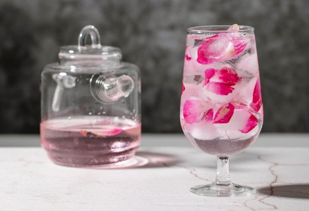 agua de rosas