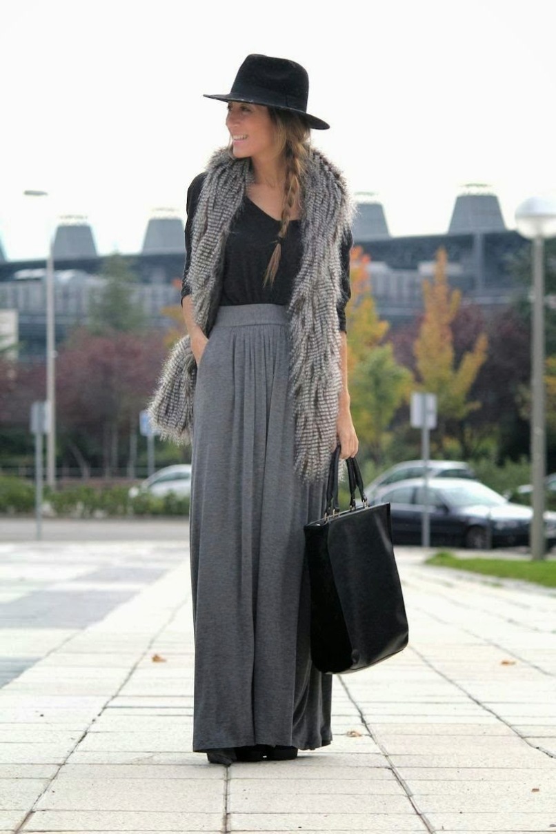 falda gris